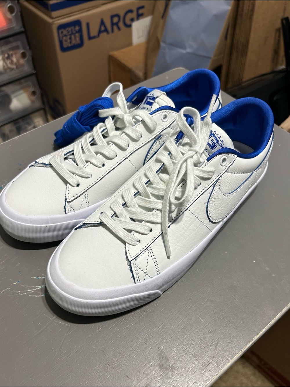 Nike GT Low Skate Sneakers in White and Blue Sz 8 - Picture 8 of 9